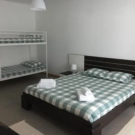 Marques De Pombal 55 Appartamento Peniche