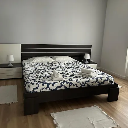 Marques De Pombal 55 Peniche